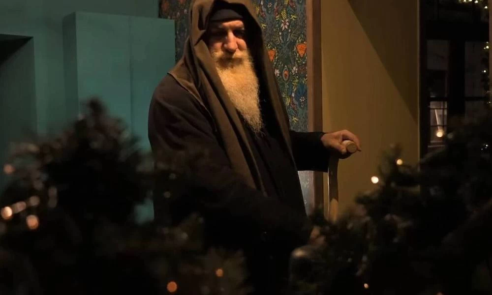 Ξάνθη: Συγκινεί ο… άστεγος Αϊ Βασίλης